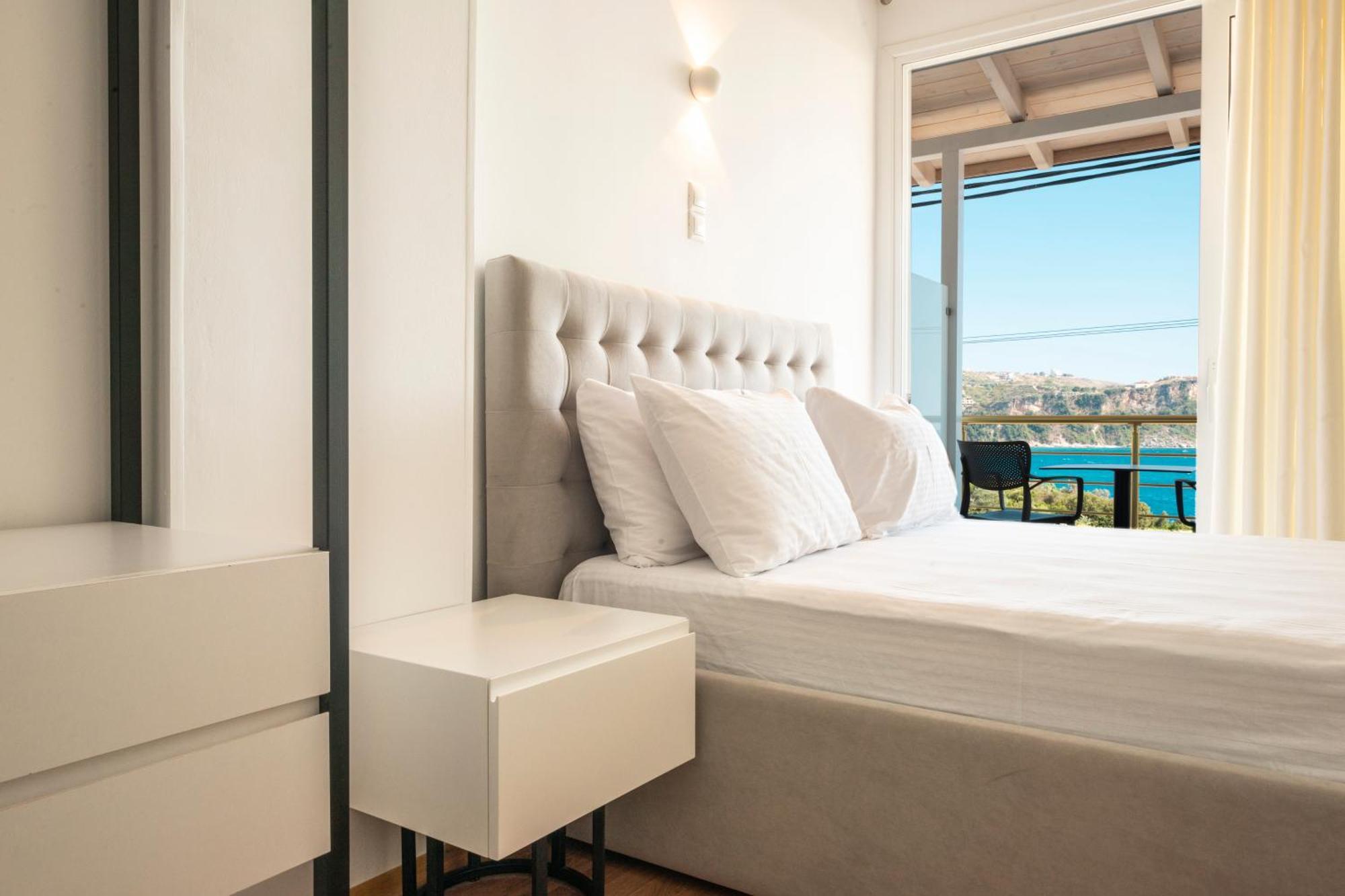 Ionio Rooms Himarë Exterior foto
