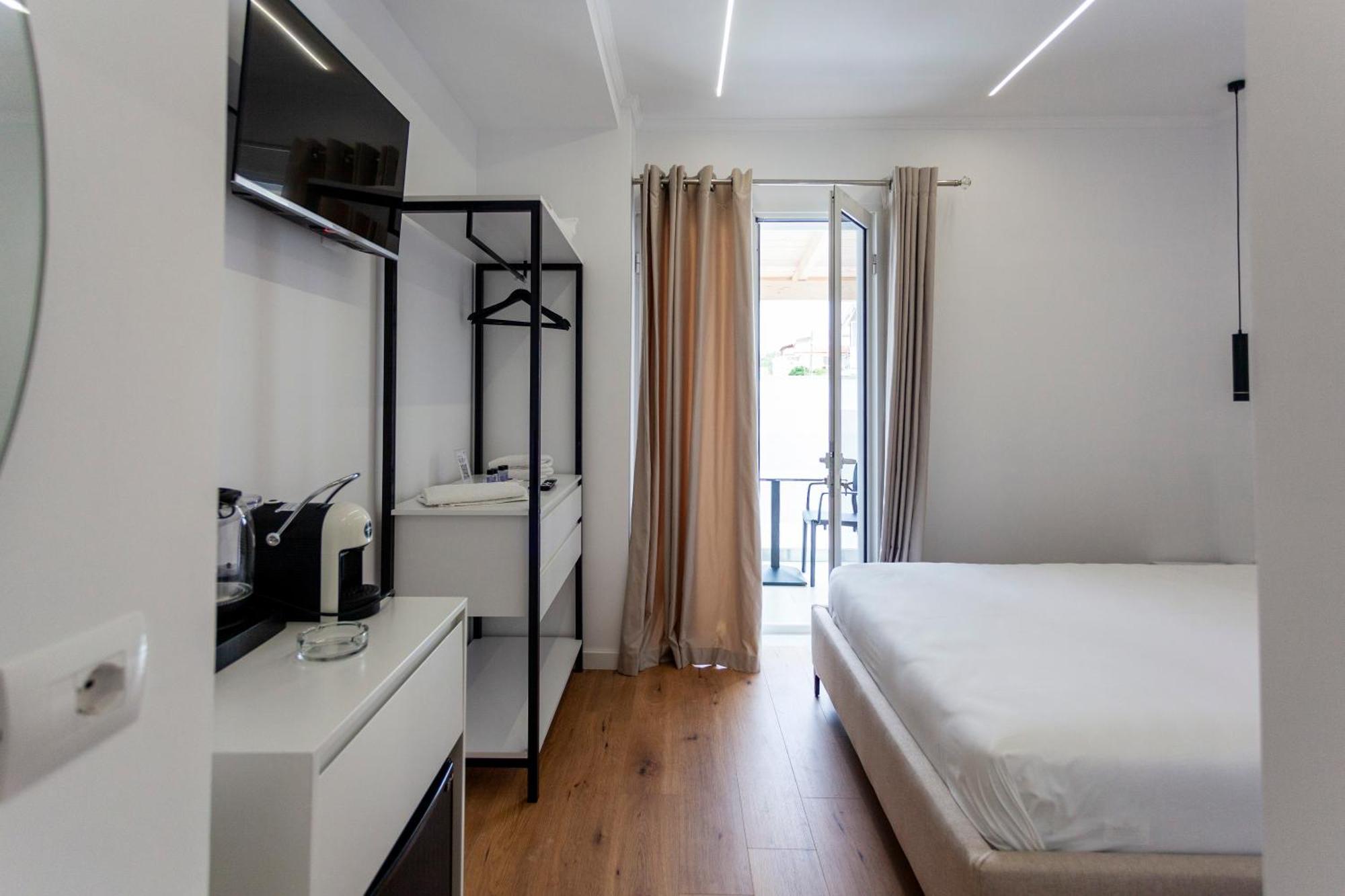 Ionio Rooms Himarë Exterior foto